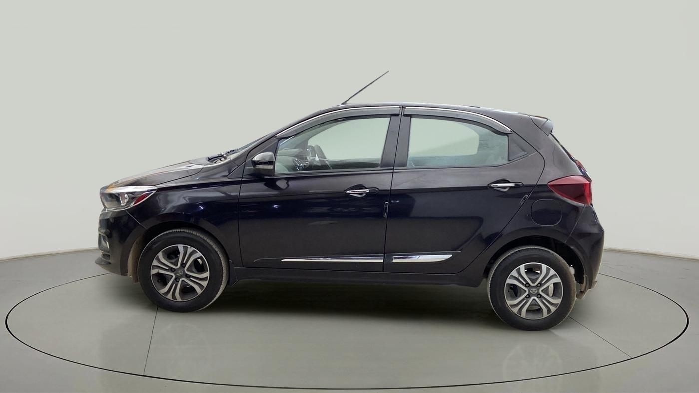 2022 Tata Tiago XZ PLUS CNG, CNG, Manual, 22,213 km, Left Side