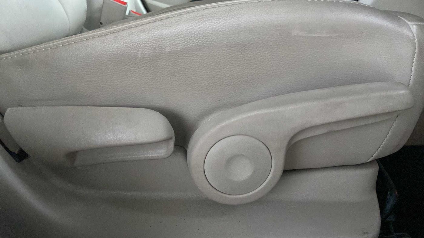 2019 Maruti Ciaz ALPHA 1.5 SHVS PETROL, Petrol, Manual, 30,808 km, Driver Side Adjustment Panel