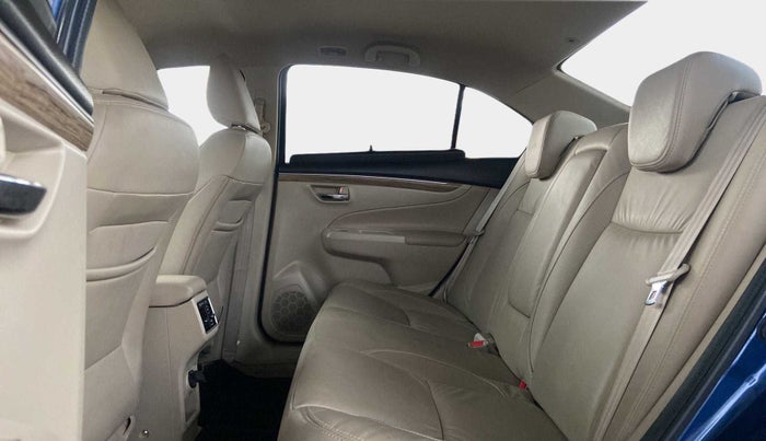 2019 Maruti Ciaz ALPHA 1.5 SHVS PETROL, Petrol, Manual, 30,808 km, Right Side Rear Door Cabin