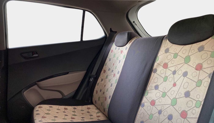2015 Hyundai Grand i10 MAGNA 1.2 KAPPA VTVT, Petrol, Manual, 77,439 km, Right Side Rear Door Cabin