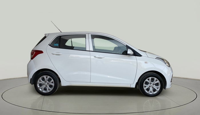 2015 Hyundai Grand i10 MAGNA 1.2 KAPPA VTVT, Petrol, Manual, 77,439 km, Right Side View