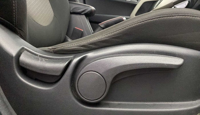 2016 Hyundai Creta SX PLUS AT 1.6 PETROL, Petrol, Automatic, 88,872 km, Driver Side Adjustment Panel