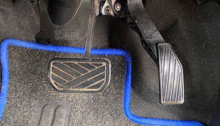 2020 Maruti S PRESSO VXI PLUS AMT, Petrol, Automatic, 26,958 km, Pedals