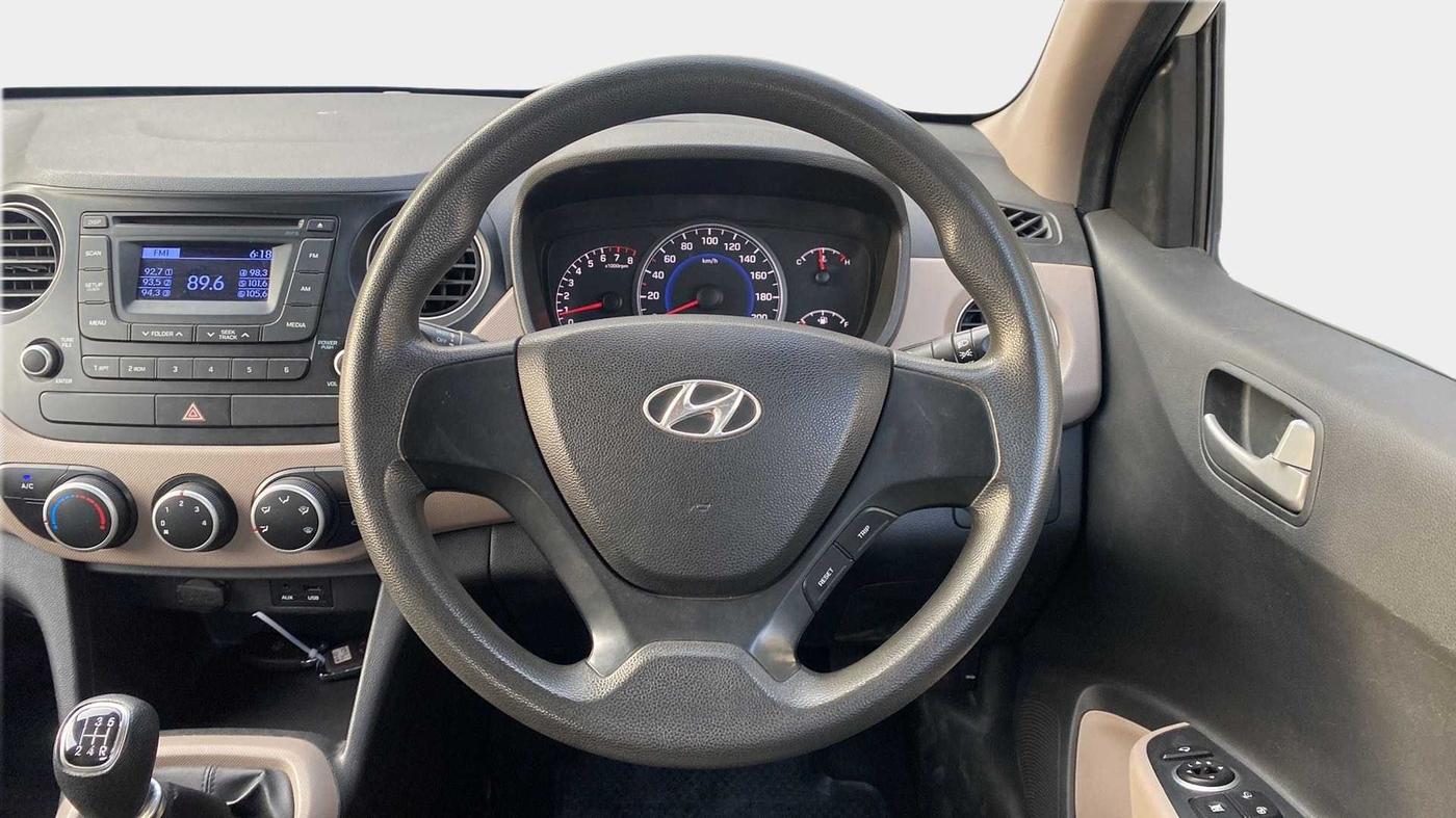 2014 Hyundai Grand i10 SPORTZ 1.2 KAPPA VTVT, Petrol, Manual, 41,219 km, Steering Wheel Close Up