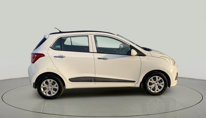 2014 Hyundai Grand i10 SPORTZ 1.2 KAPPA VTVT, Petrol, Manual, 41,219 km, Right Side View