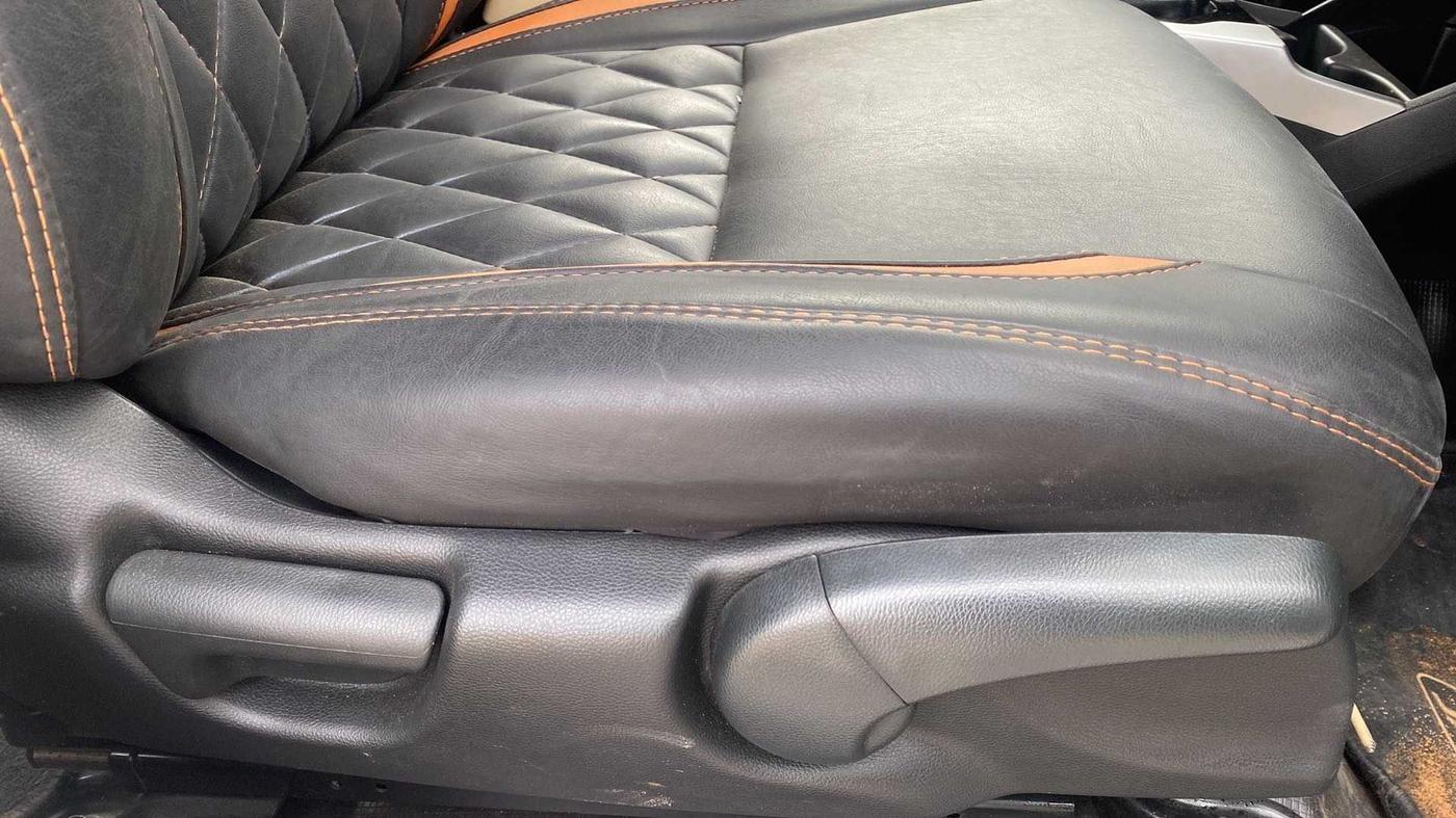 2019 Honda Jazz 1.2L I-VTEC V, Petrol, Manual, 20,269 km, Driver Side Adjustment Panel
