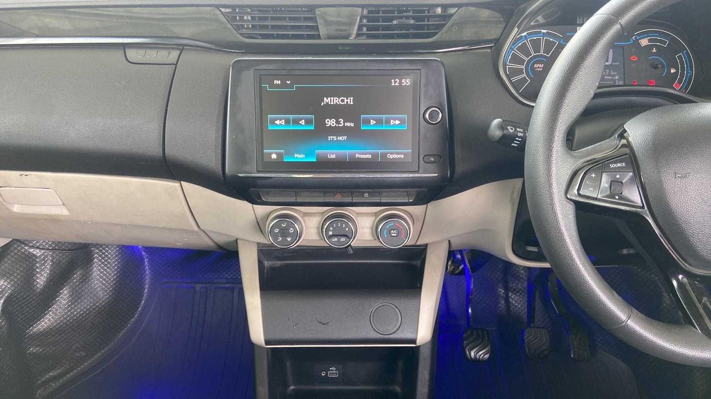2021 Renault TRIBER RXT, Petrol, Manual, 39,834 km, Air Conditioner