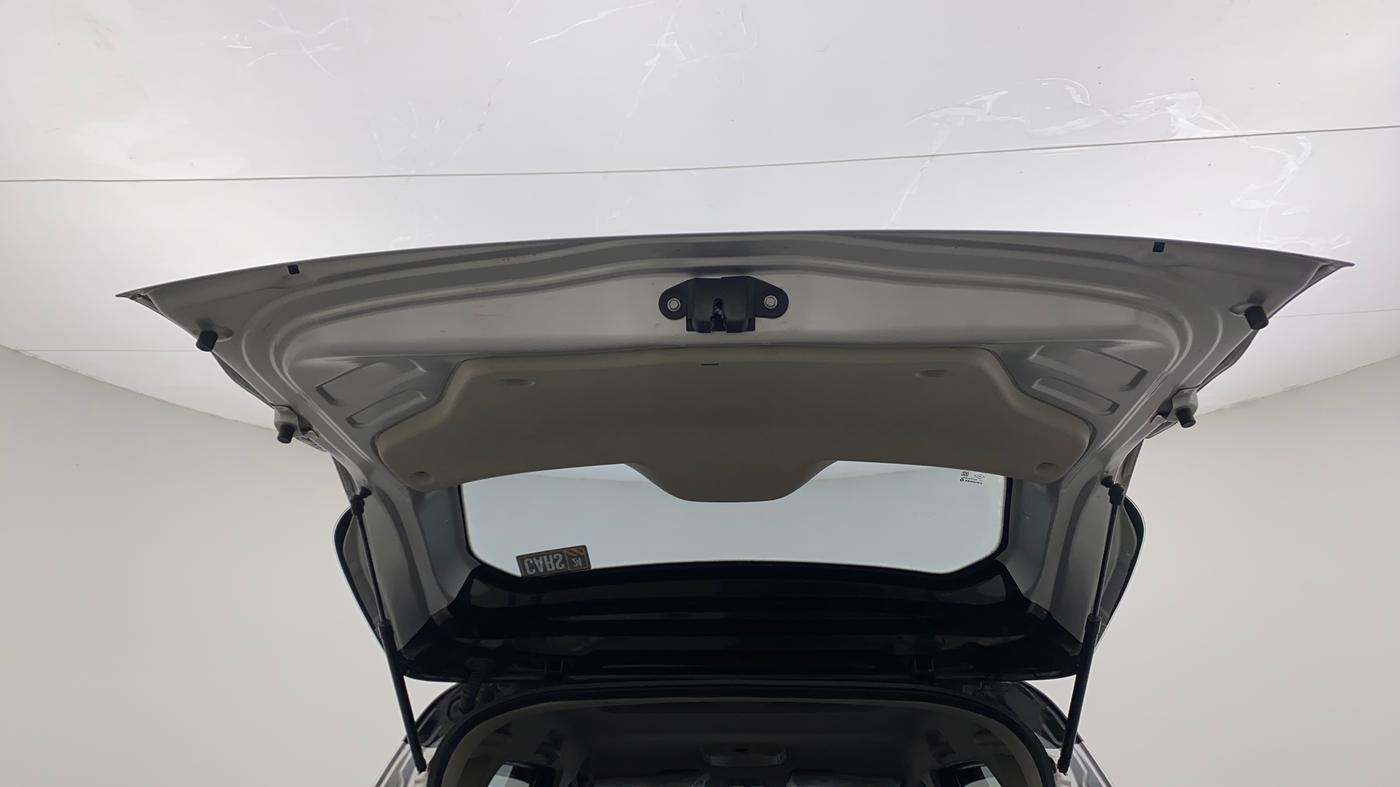 2022 Renault TRIBER RXT, Petrol, Manual, 7,176 km, Boot Door Open
