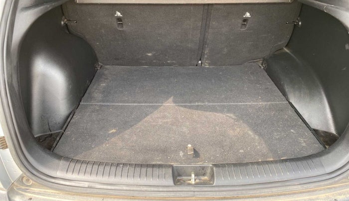 2019 Hyundai Creta SX AT 1.6 PETROL, Petrol, Automatic, 58,354 km, Boot Inside
