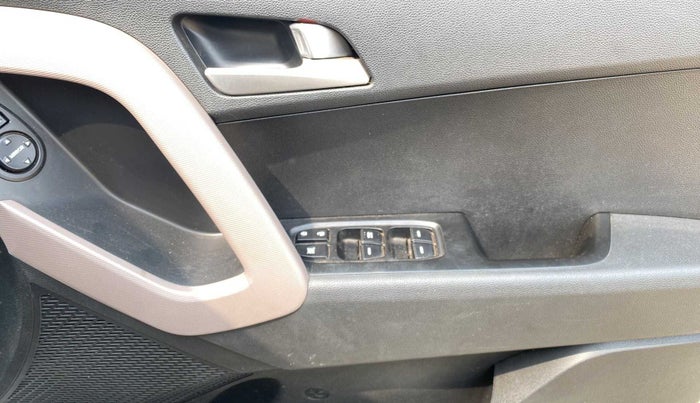 2019 Hyundai Creta SX AT 1.6 PETROL, Petrol, Automatic, 58,354 km, Driver Side Door Panels Control