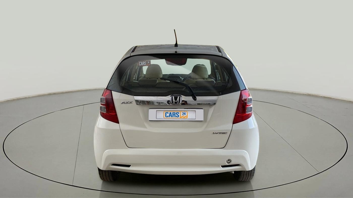 2011 Honda Jazz 1.2 L I-VTEC SELECT, Petrol, Manual, 1,19,987 km, Back/Rear