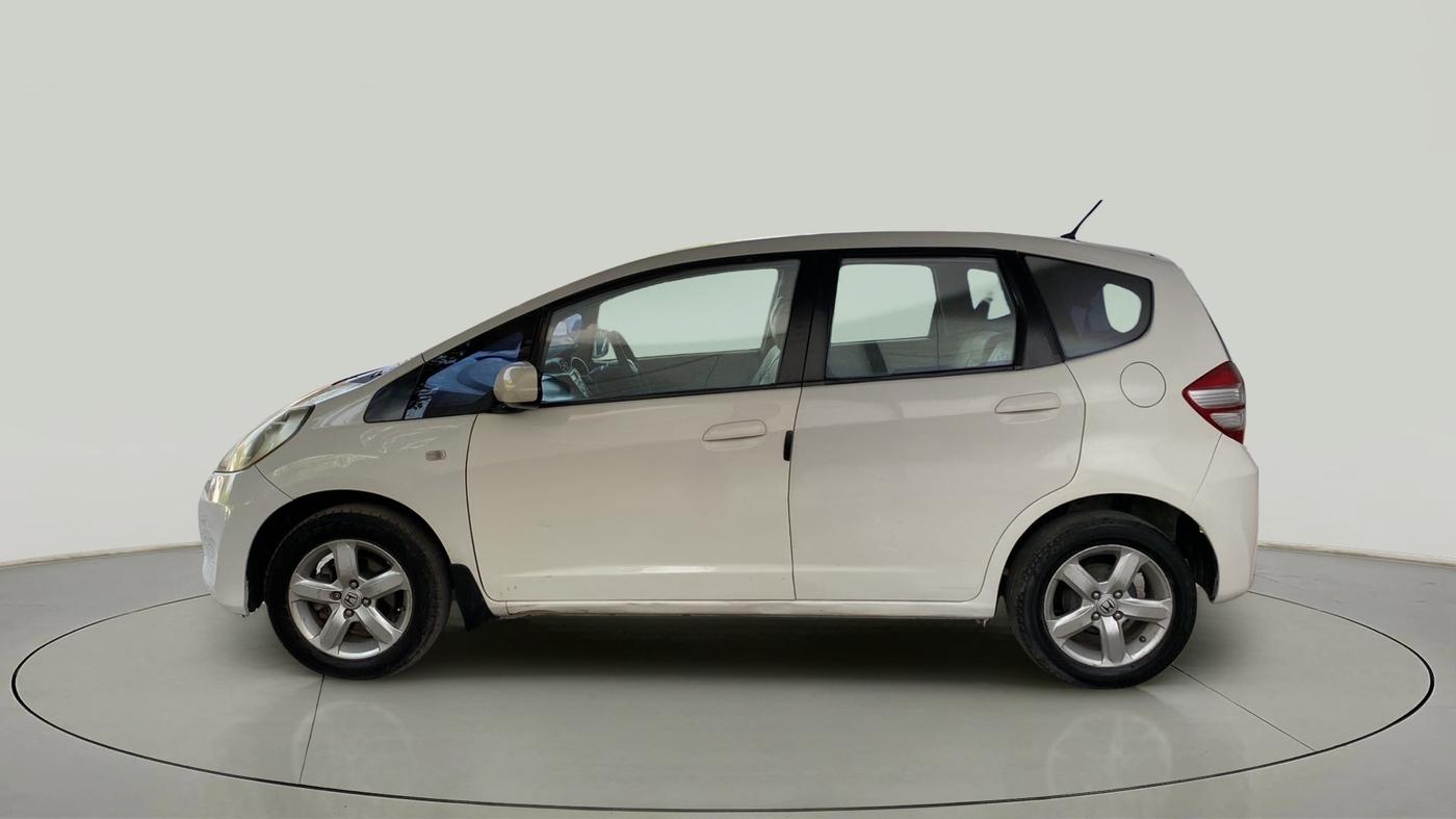 2011 Honda Jazz 1.2 L I-VTEC SELECT, Petrol, Manual, 1,19,987 km, Left Side