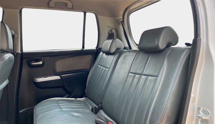 2013 Maruti Wagon R 1.0 VXI, Petrol, Manual, 76,286 km, Right Side Rear Door Cabin