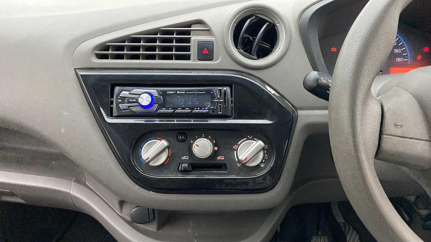 2016 Datsun Redi Go S, Petrol, Manual, 83,265 km, Air Conditioner