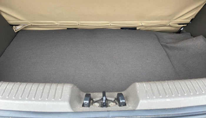 2016 Hyundai i10 SPORTZ 1.1, Petrol, Manual, 16,798 km, Boot Inside