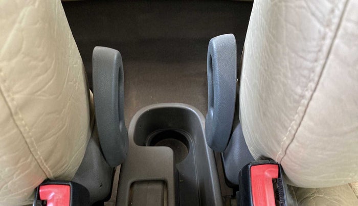 2012 Hyundai i10 MAGNA 1.2, Petrol, Manual, 28,885 km, Driver Side Adjustment Panel