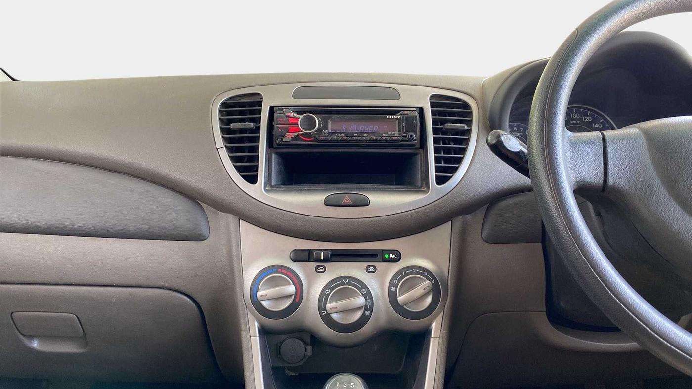 2012 Hyundai i10 MAGNA 1.2, Petrol, Manual, 28,885 km, Air Conditioner