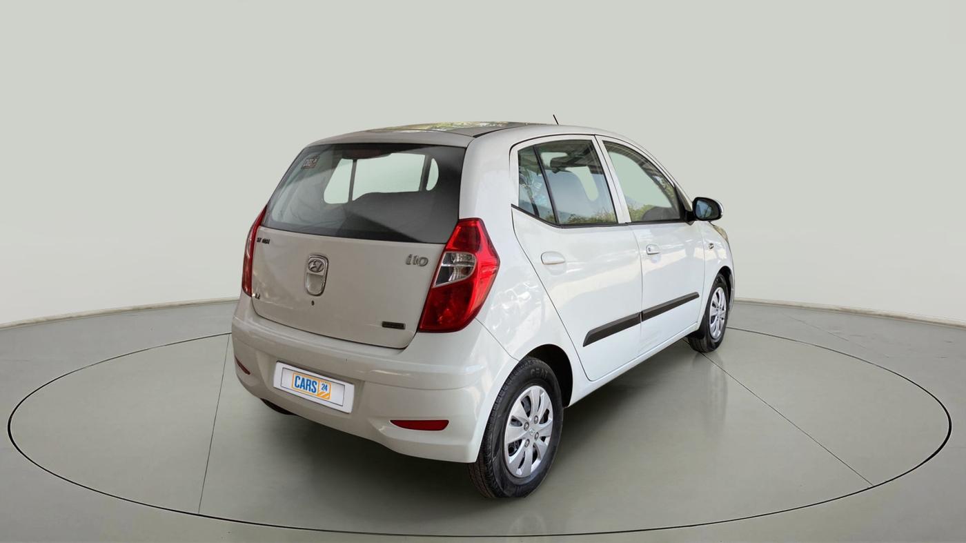 2012 Hyundai i10 MAGNA 1.2, Petrol, Manual, 28,885 km, Right Back Diagonal