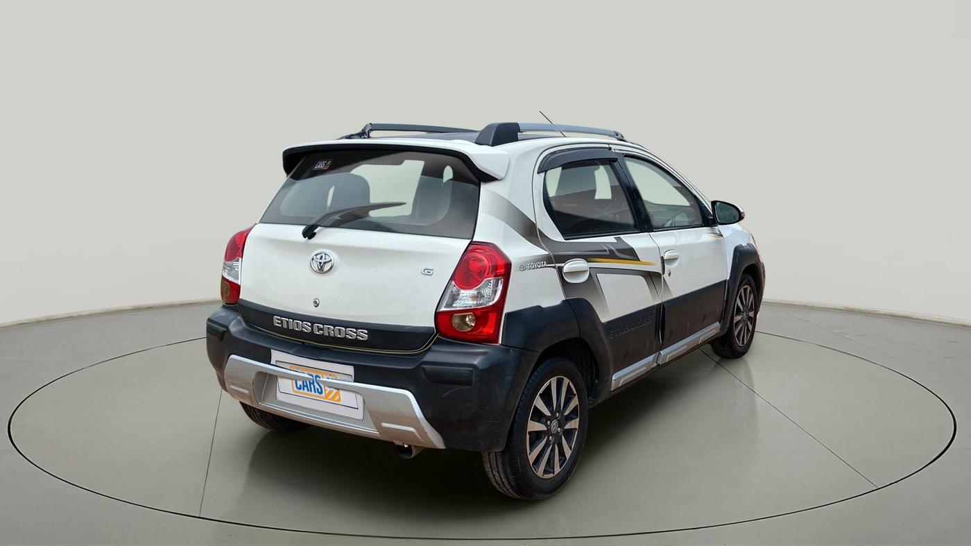 2014 Toyota Etios CROSS 1.2 G, Petrol, Manual, 61,195 km, Right Back Diagonal