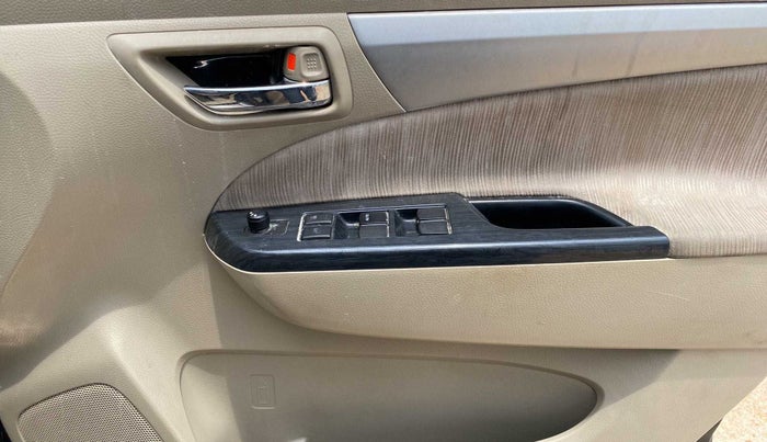 2013 Maruti Ertiga VXI, Petrol, Manual, 51,980 km, Driver Side Door Panels Control