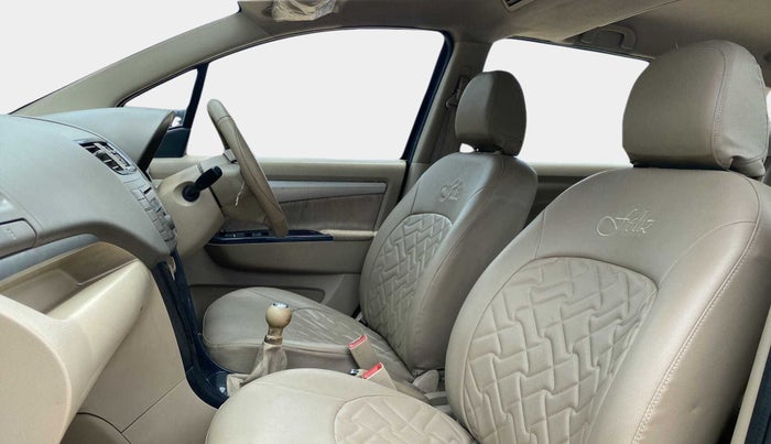 2013 Maruti Ertiga VXI, Petrol, Manual, 51,980 km, Right Side Front Door Cabin