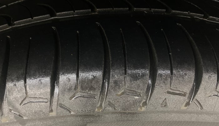 2019 Hyundai Elite i20 ASTA 1.2 (O), Petrol, Manual, 61,986 km, Left Rear Tyre Tread