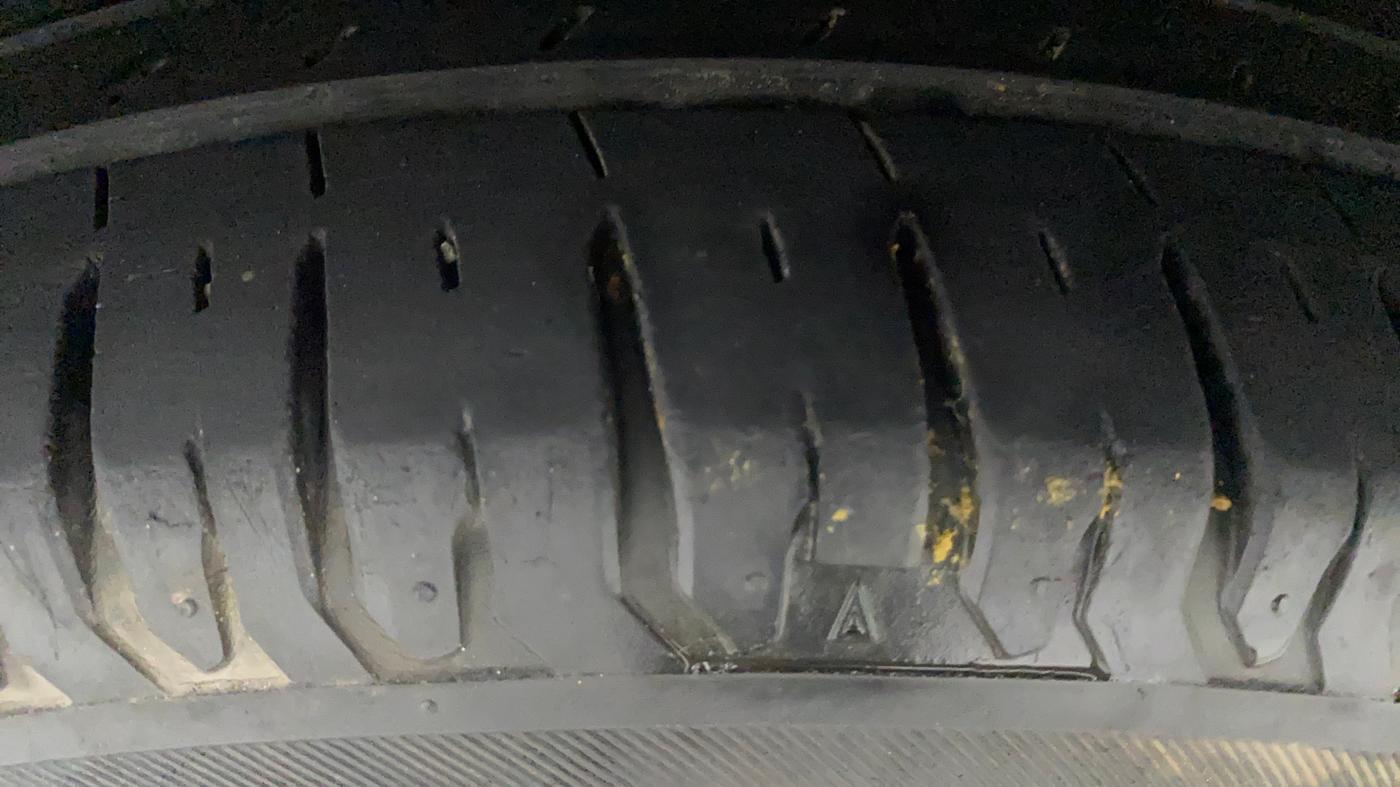 2019 Maruti Dzire ZXI PLUS, Petrol, Manual, 50,113 km, Left Front Tyre Tread