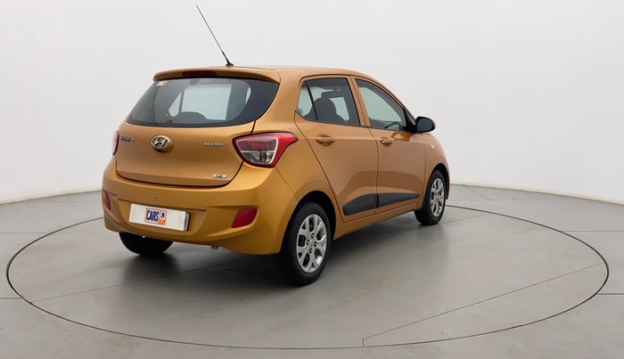 2016 Hyundai Grand i10 MAGNA 1.2 KAPPA VTVT, Petrol, Manual, 76,685 km, Right Back Diagonal