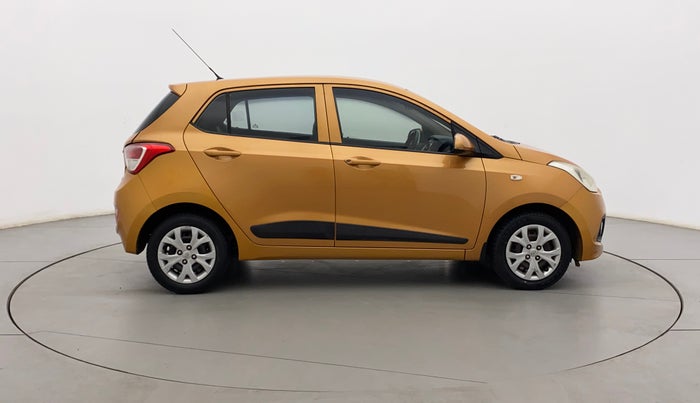 2016 Hyundai Grand i10 MAGNA 1.2 KAPPA VTVT, Petrol, Manual, 76,685 km, Right Side View