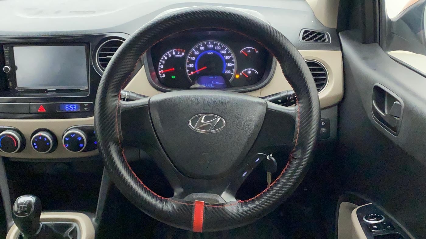2016 Hyundai Grand i10 MAGNA 1.2 KAPPA VTVT, Petrol, Manual, 76,685 km, Steering Wheel Close Up