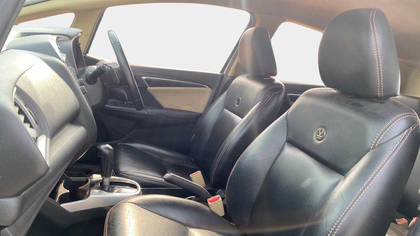 2016 Honda Jazz 1.2L I-VTEC V AT, Petrol, Automatic, 74,069 km, Right Side Front Door Cabin