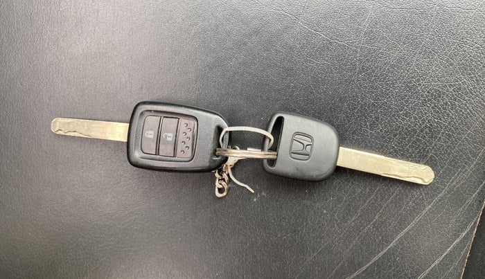 2016 Honda Jazz 1.2L I-VTEC V AT, Petrol, Automatic, 74,069 km, Lock system - Remote key not working