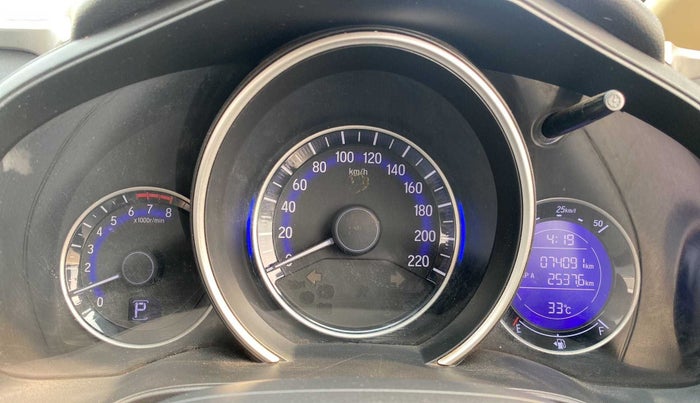 2016 Honda Jazz 1.2L I-VTEC V AT, Petrol, Automatic, 74,069 km, Odometer Image