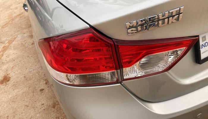 2016 Maruti Ciaz ZXI AT, Petrol, Automatic, 96,728 km, Left tail light - Minor damage