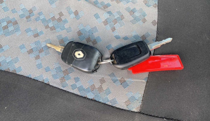 2016 Renault Kwid RXT 0.8, Petrol, Manual, 64,819 km, Key Close Up