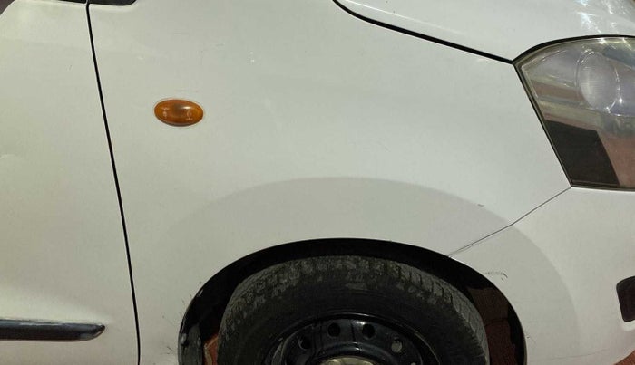 2013 Maruti Wagon R 1.0 LXI, Petrol, Manual, 22,242 km, Right fender - Lining loose