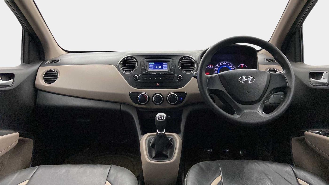 2014 Hyundai Grand i10 SPORTZ 1.2 KAPPA VTVT, Petrol, Manual, 48,626 km, Dashboard