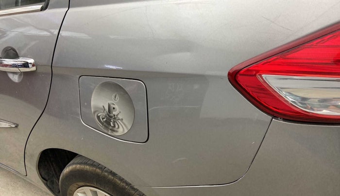 2019 Maruti Ciaz SIGMA 1.5 SHVS MT  PETROL, Petrol, Manual, 66,352 km, Left quarter panel - Slightly dented