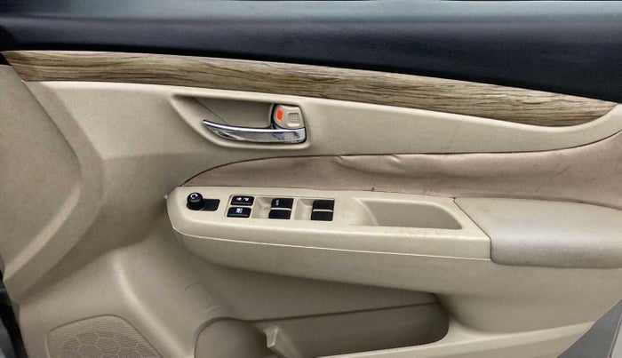 2019 Maruti Ciaz SIGMA 1.5 SHVS MT  PETROL, Petrol, Manual, 66,352 km, Driver Side Door Panels Control