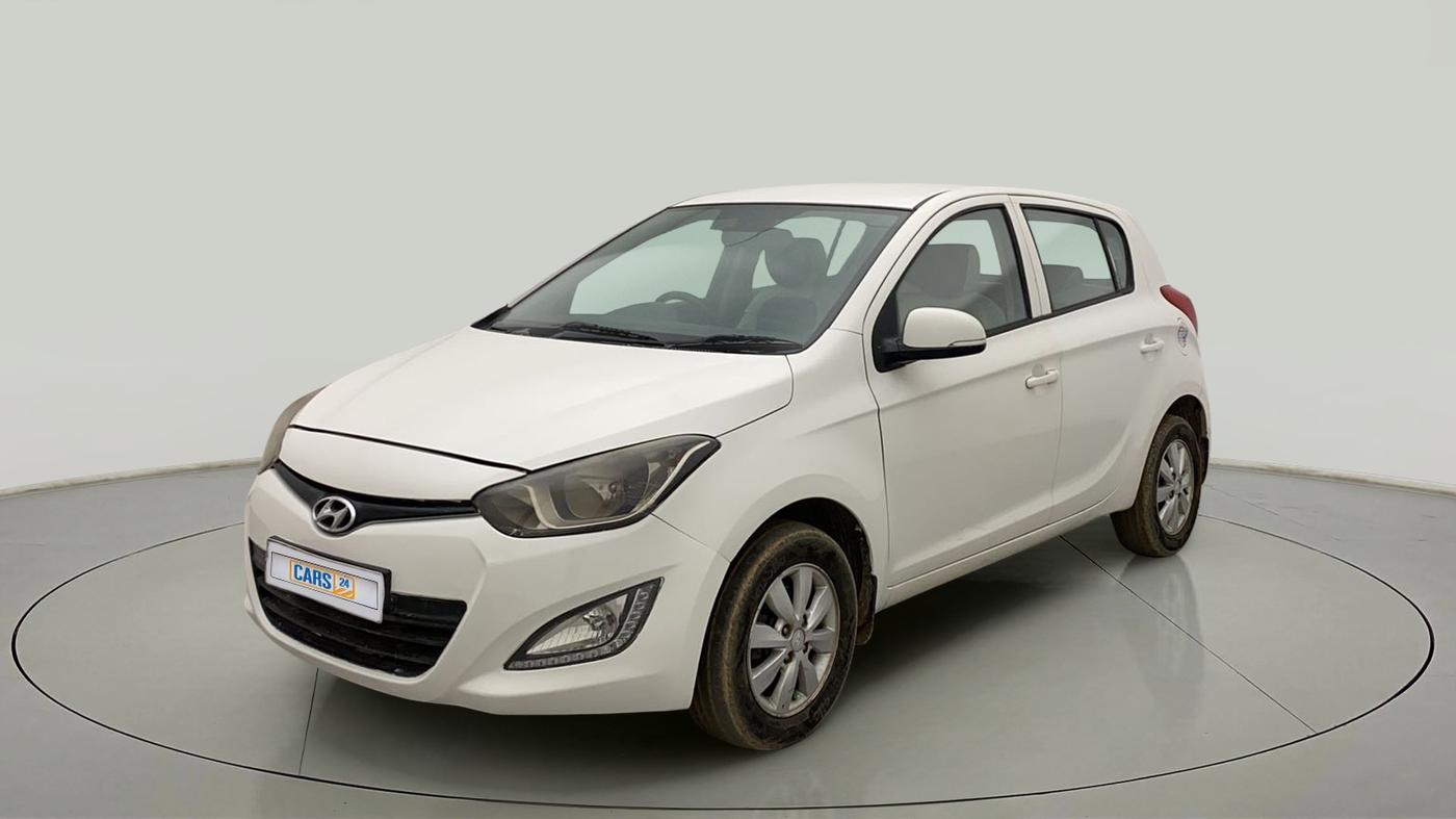 2013 Hyundai i20 SPORTZ 1.4 CRDI, Diesel, Manual, 1,11,819 km, Left Front Diagonal