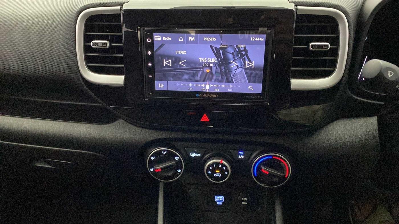 2021 Hyundai VENUE S 1.2, Petrol, Manual, 18,301 km, Air Conditioner