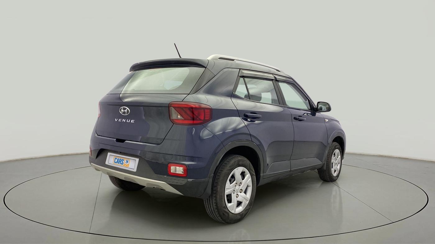 2021 Hyundai VENUE S 1.2, Petrol, Manual, 18,301 km, Right Back Diagonal