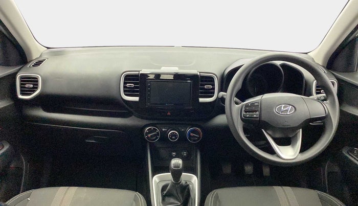2021 Hyundai VENUE S 1.2, Petrol, Manual, 18,301 km, Dashboard