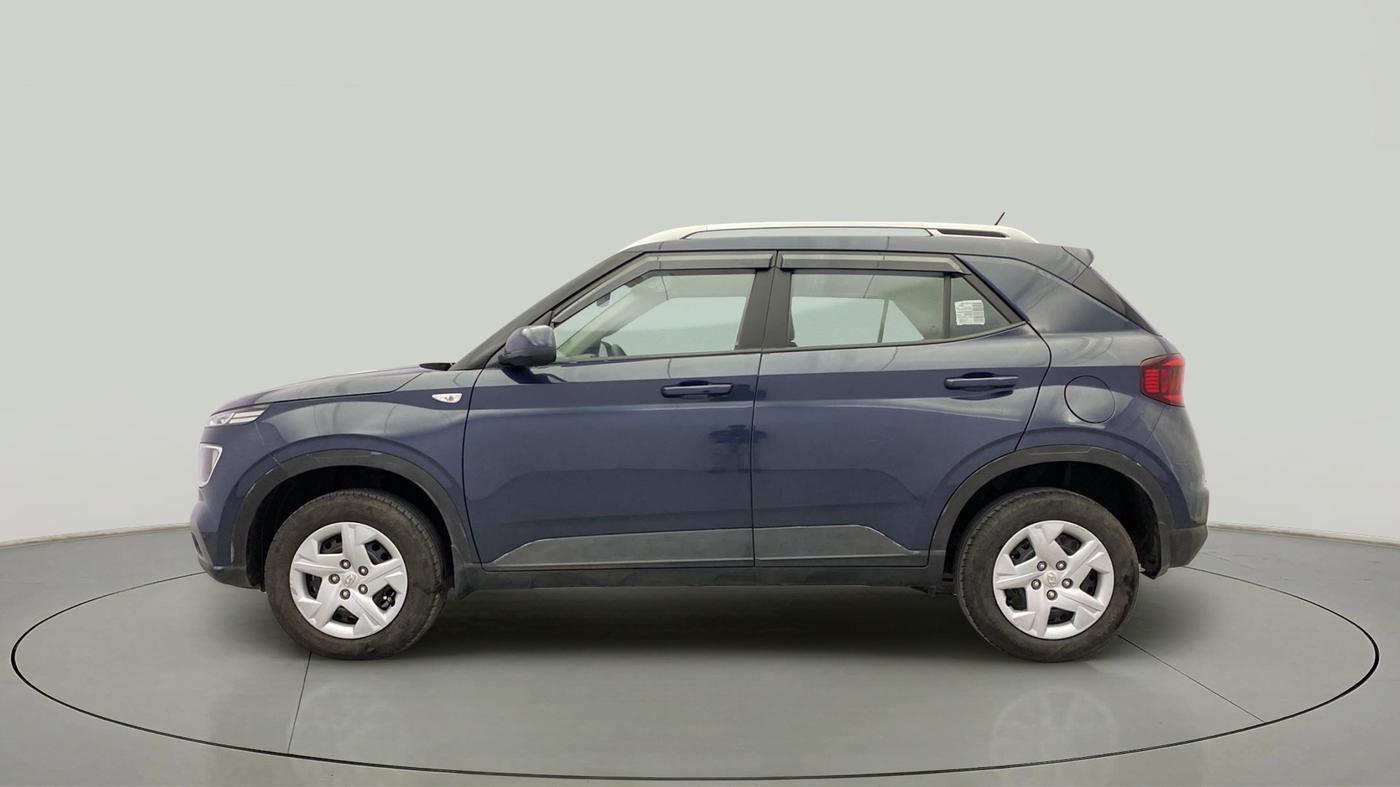 2021 Hyundai VENUE S 1.2, Petrol, Manual, 18,301 km, Left Side