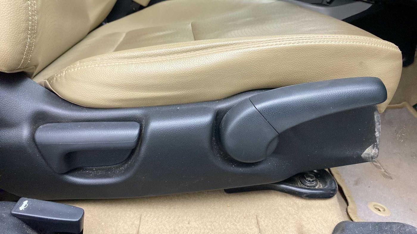 2018 Honda City 1.5L I-VTEC VX, Petrol, Manual, 52,520 km, Driver Side Adjustment Panel