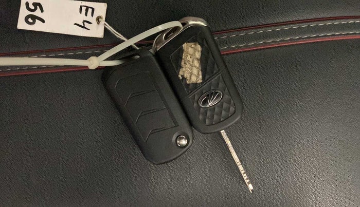 2021 Mahindra Thar LX PETROL HT 4WD AT, Petrol, Automatic, 19,467 km, Key Close Up