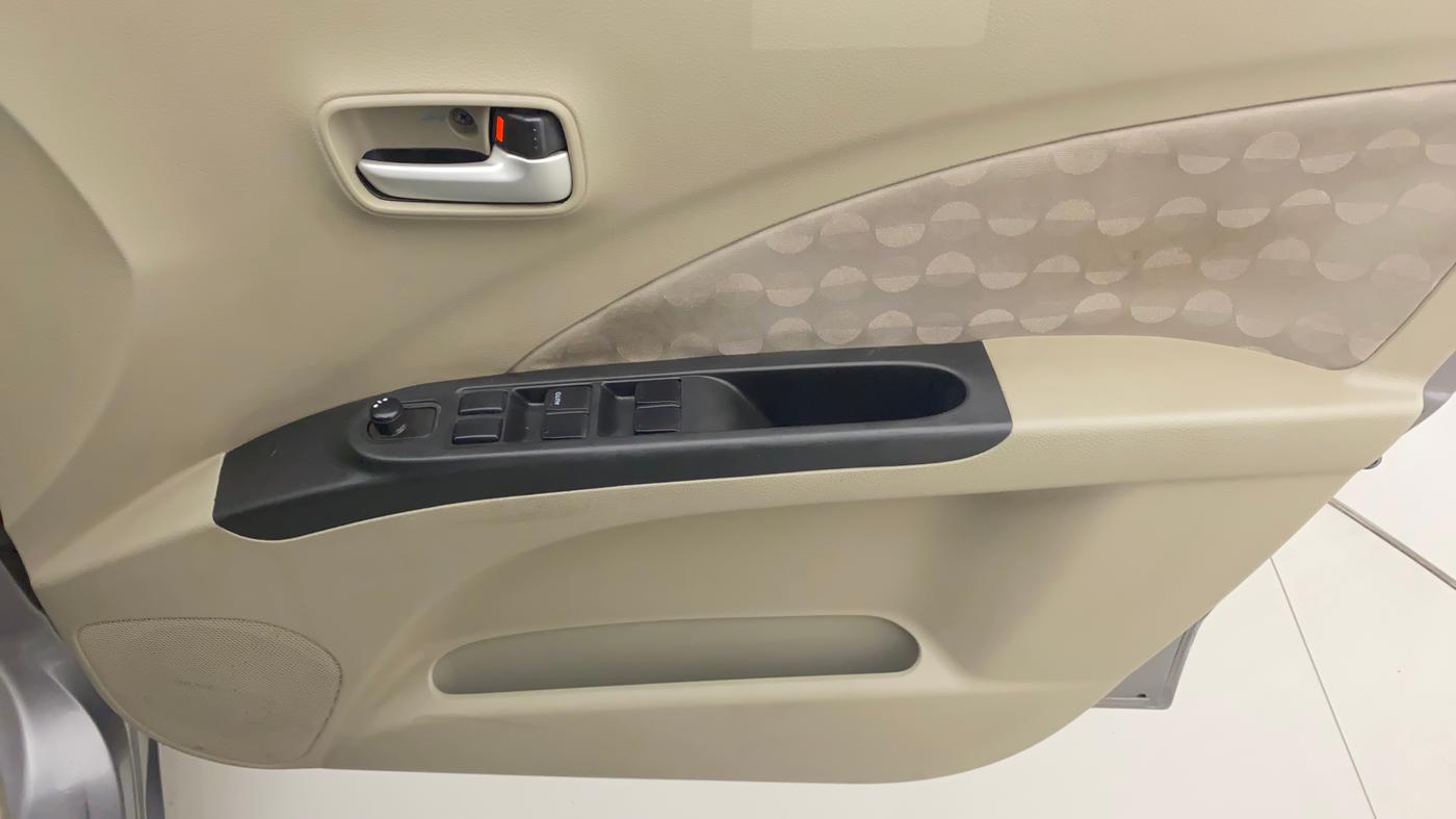 2016 Maruti Celerio ZXI AMT (O), Petrol, Automatic, 79,357 km, Driver Side Door Panels Control