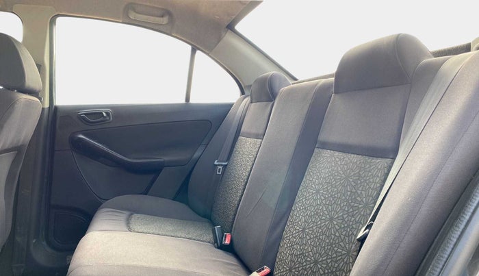 2016 Tata Zest XMS PETROL, Petrol, Manual, 80,104 km, Right Side Rear Door Cabin