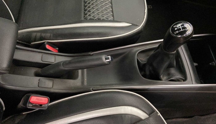 2019 Maruti Baleno ALPHA PETROL 1.2, Petrol, Manual, 48,969 km, Gear Lever