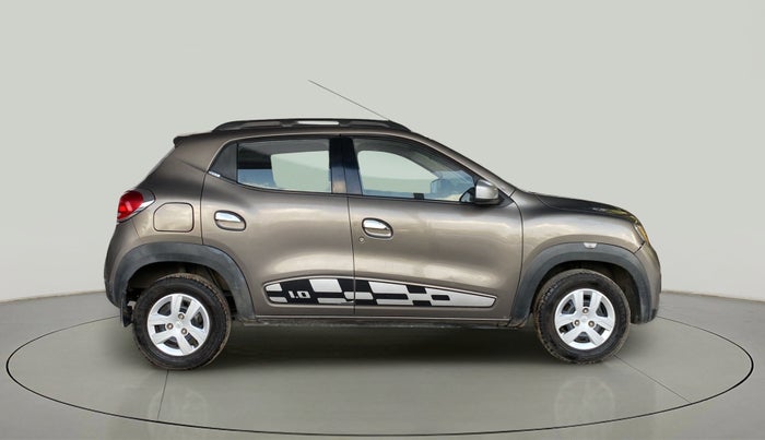 2016 Renault Kwid RXT 1.0, Petrol, Manual, 1,16,037 km, Right Side View